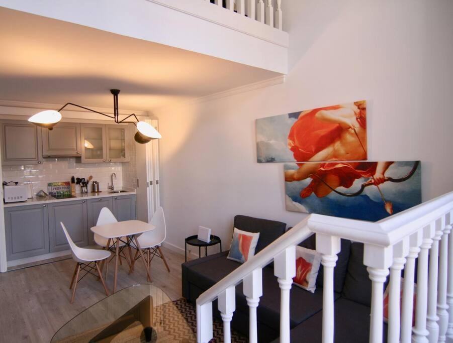 En Un Edificio Senorial: Duplex Totalmente Nuevo. Leilighet Vigo Eksteriør bilde